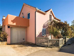 Apartments with a parking space Plano, Trogir - 22550